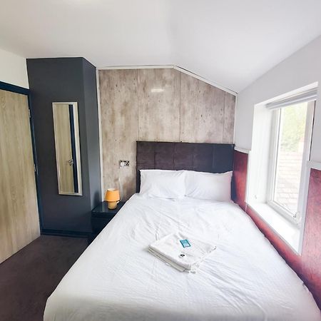 מנצ'סטר Park City Suites Hotel מראה חיצוני תמונה