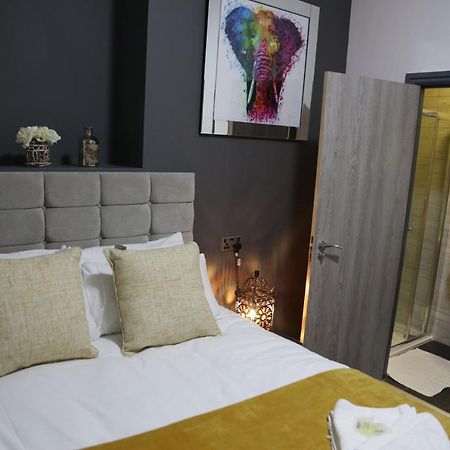 מנצ'סטר Park City Suites Hotel מראה חיצוני תמונה