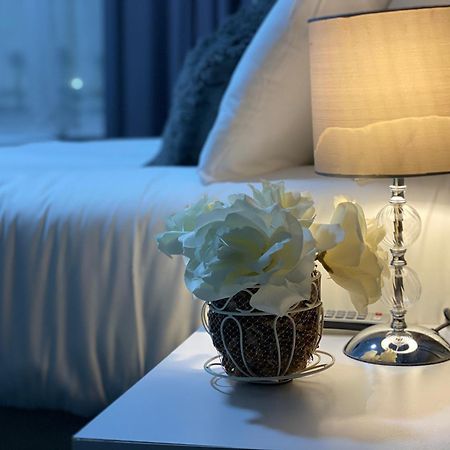 מנצ'סטר Park City Suites Hotel מראה חיצוני תמונה