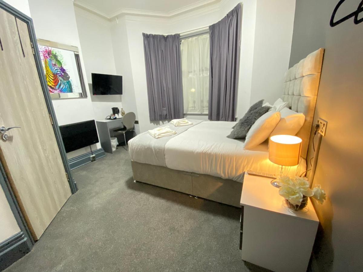 מנצ'סטר Park City Suites Hotel מראה חיצוני תמונה