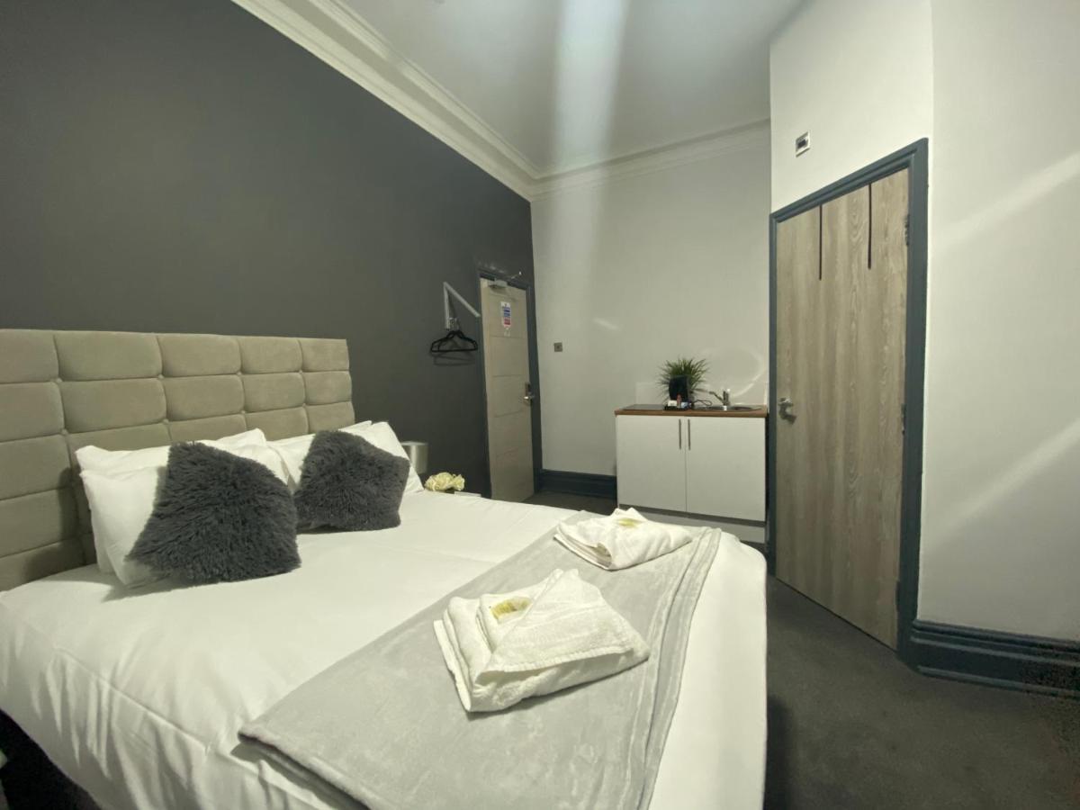 מנצ'סטר Park City Suites Hotel מראה חיצוני תמונה